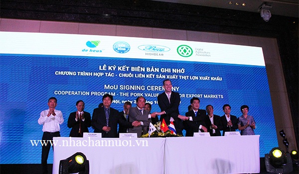 lan-dau-tien-to-chuc-dien-dan-xuc-tien-xuat-khau-thit-lon