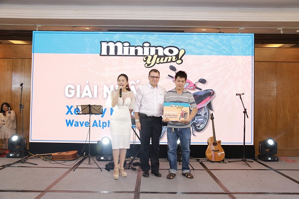 NEOVIA VIỆT NAM: Nhãn hiệu thức ăn cho mèo Blisk thay đổi nhãn hiệu và bao bì thành Minino Yum