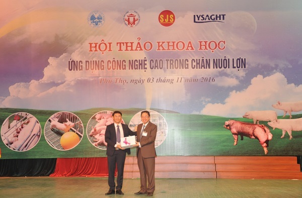 chi-hoi-chan-nuoi-truong-dai-hoc-hung-vuong-cau-noi-cho-nganh-chan-nuoi-cua-tinh
