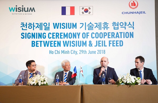 Công ty Wisium: Mở rộng hợp tác kỹ thuật với công ty thức ăn chăn nuôi hàng đầu Hàn Quốc