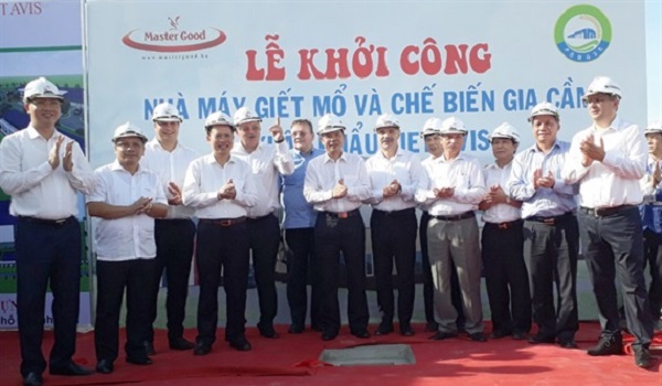khoi-cong-nha-may-giet-mo-che-bien-gia-cam-xk-hien-dai-nhat-viet-nam