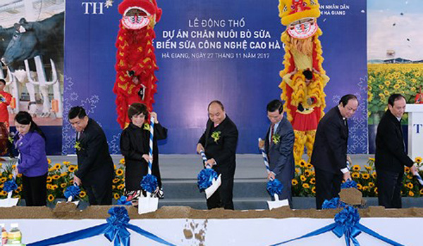 thu-tuong-du-le-dong-tho-du-an-chan-nuoi-bo-sua-tai-ha-giang