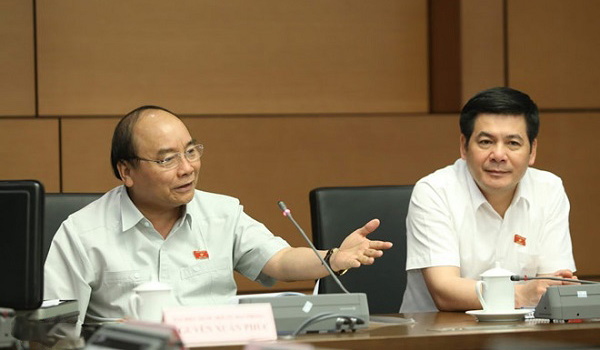 Thủ tướng: Muốn chăn nuôi phát triển, nuôi con gà con lợn cũng phải đăng ký