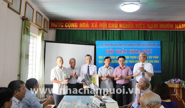 Ứng dụng công nghệ vi sinh trong chăn nuôi 