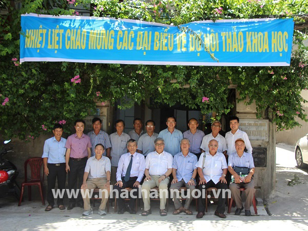 Ứng dụng công nghệ vi sinh trong chăn nuôi 