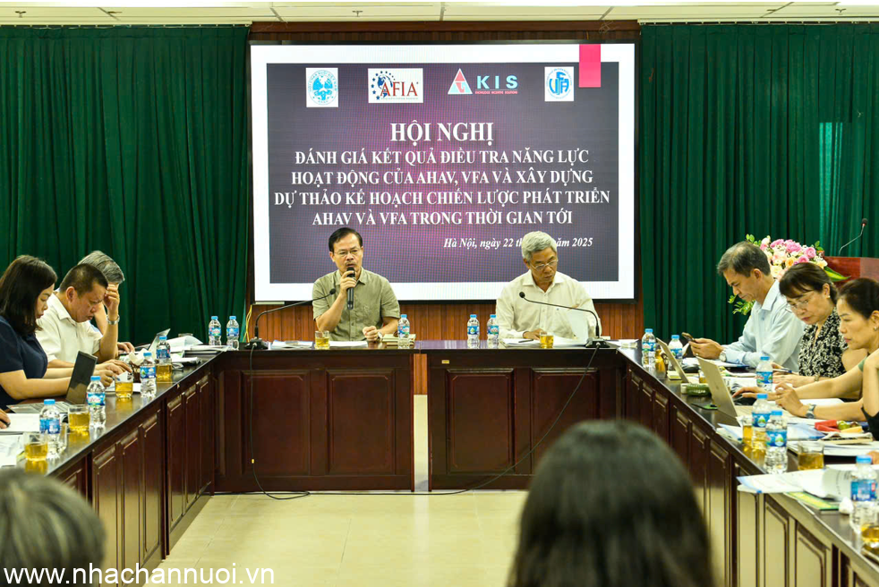 Tăng cường năng lực và tái định vị vai trò Hội Chăn nuôi Việt Nam và Hiệp hội Thức ăn chăn nuôi Việt Nam